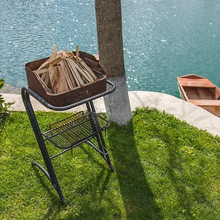 House De Luxe Vila Bihac