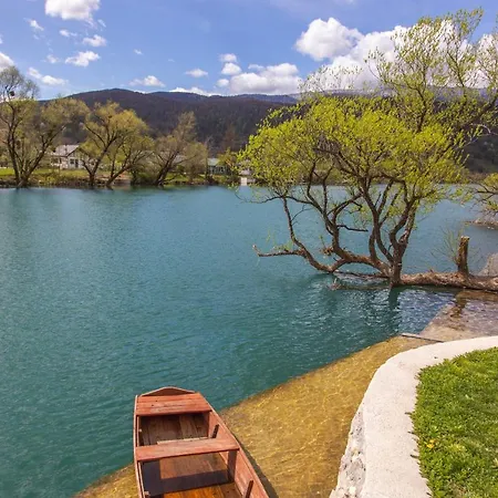 House De Luxe Bihac