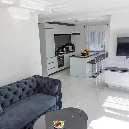 Vila House De Luxe *