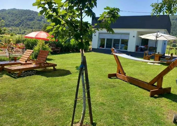 House De Luxe Villa *